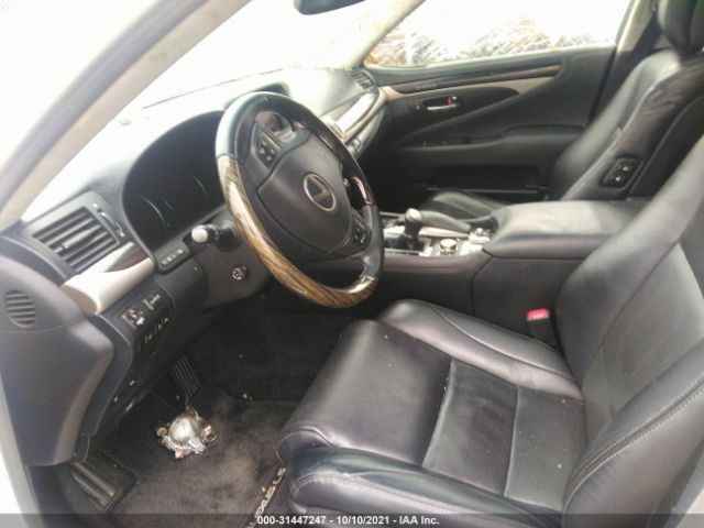 Photo 4 VIN: JTHCL5EF6F5023520 - LEXUS LS 460 