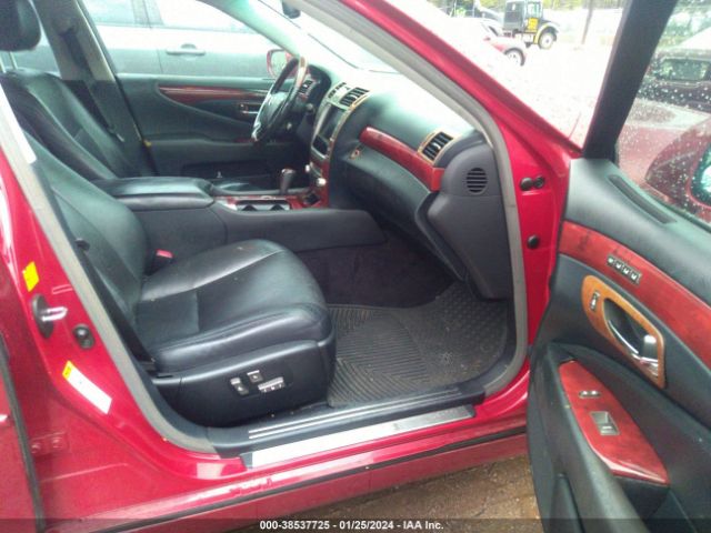 Photo 4 VIN: JTHCL5EF7A5007299 - LEXUS LS 460 