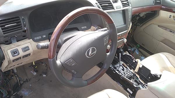 Photo 11 VIN: JTHCL5EF7A5007643 - LEXUS LS 460 