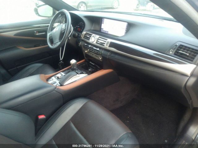 Photo 4 VIN: JTHCL5EF7H5029118 - LEXUS LS 