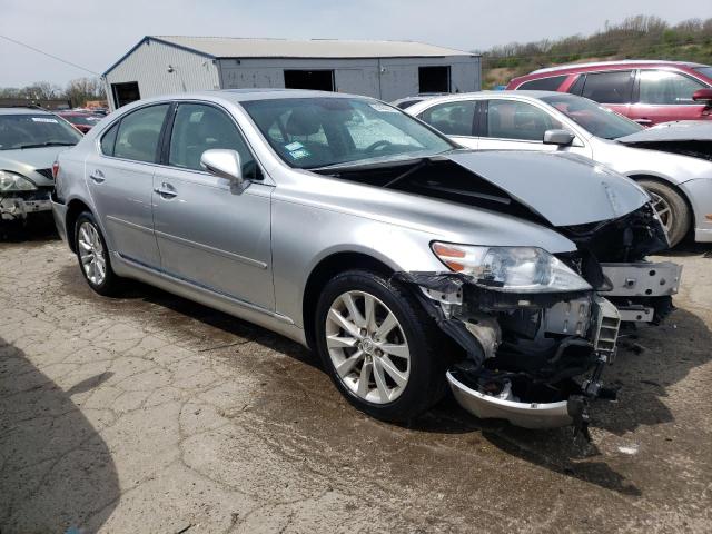 Photo 3 VIN: JTHCL5EF9C5015388 - LEXUS LS460 