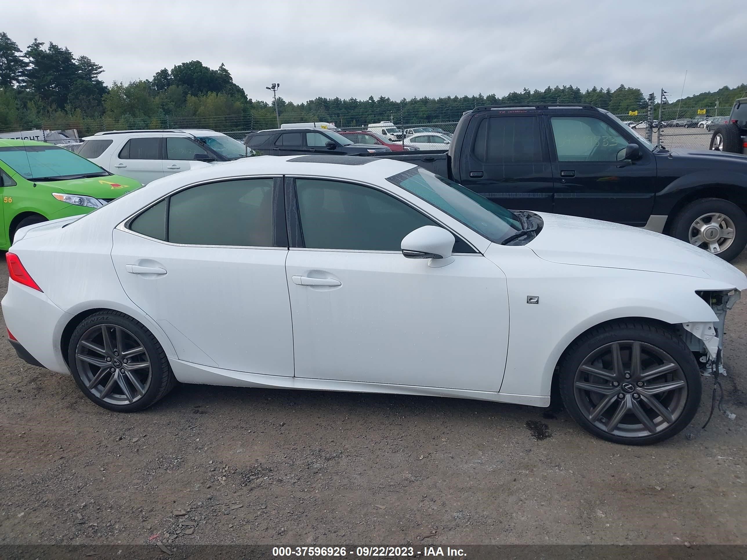 Photo 12 VIN: JTHCM1D23H5015141 - LEXUS IS 