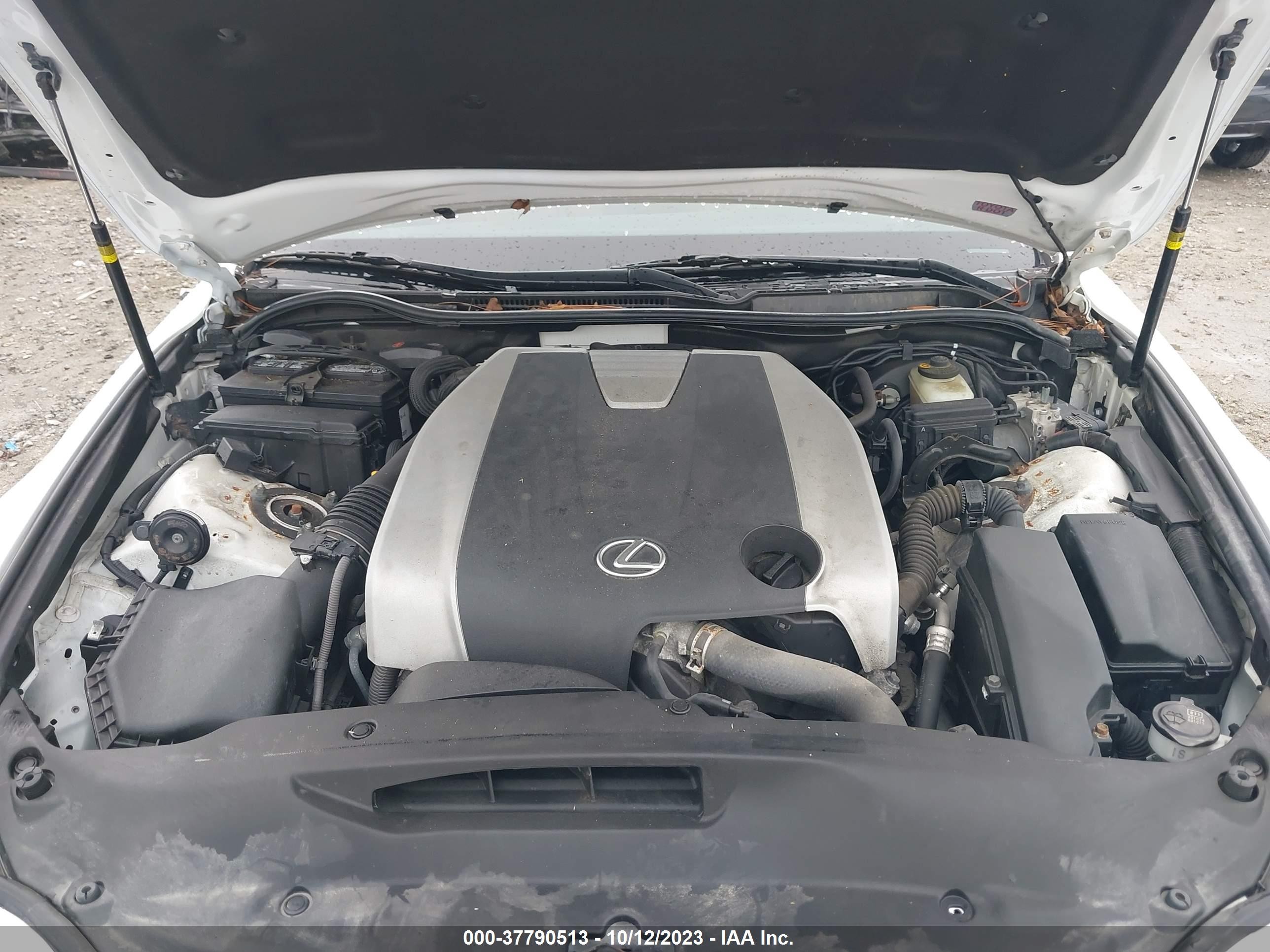 Photo 9 VIN: JTHCM1D25G5008612 - LEXUS IS 