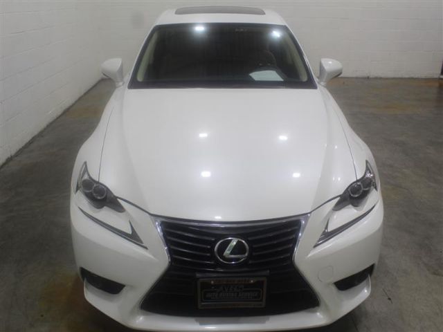 Photo 1 VIN: JTHCM1D26G5001975 - LEXUS IS 300 