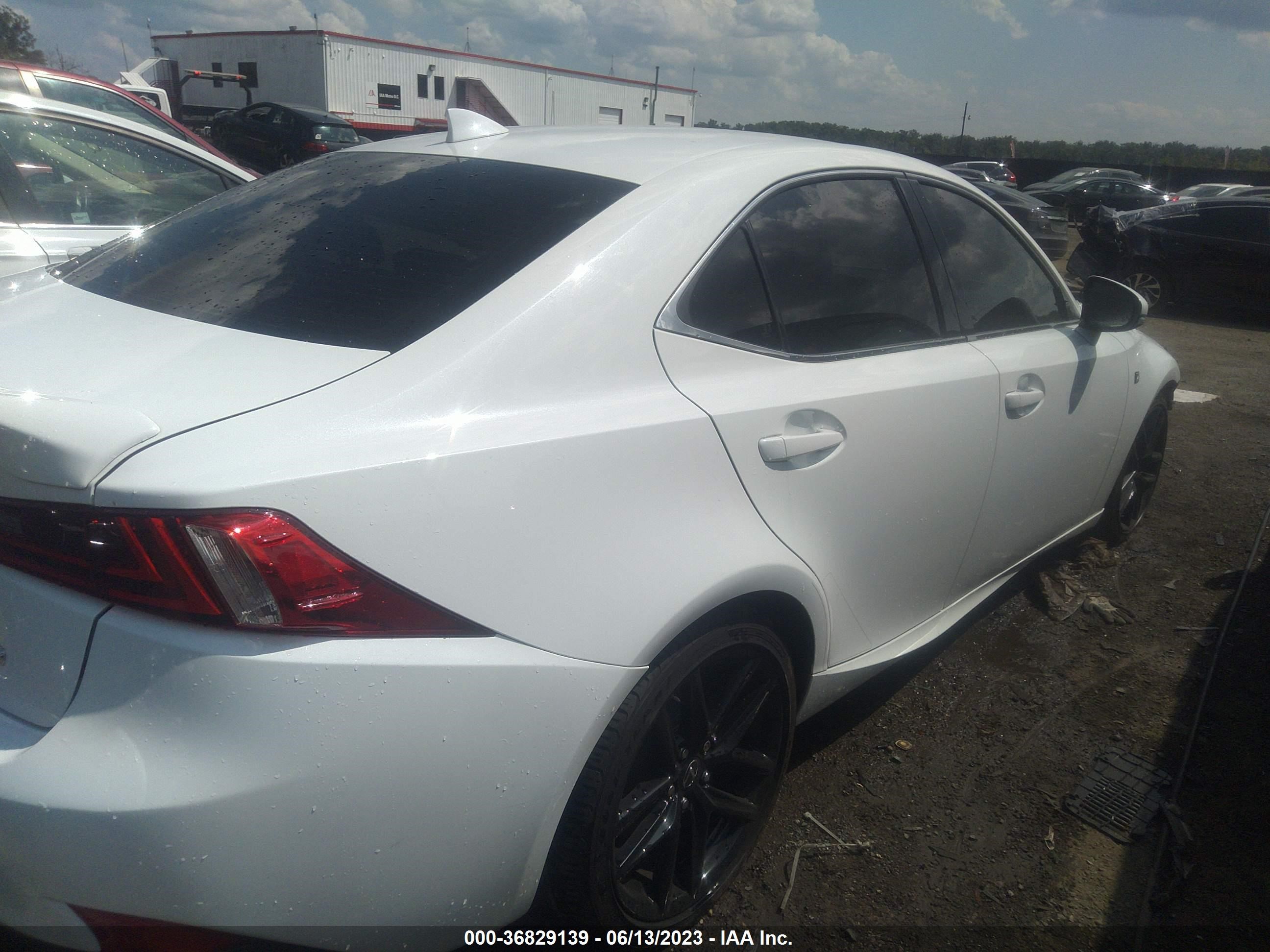 Photo 3 VIN: JTHCM1D28G5009320 - LEXUS IS 