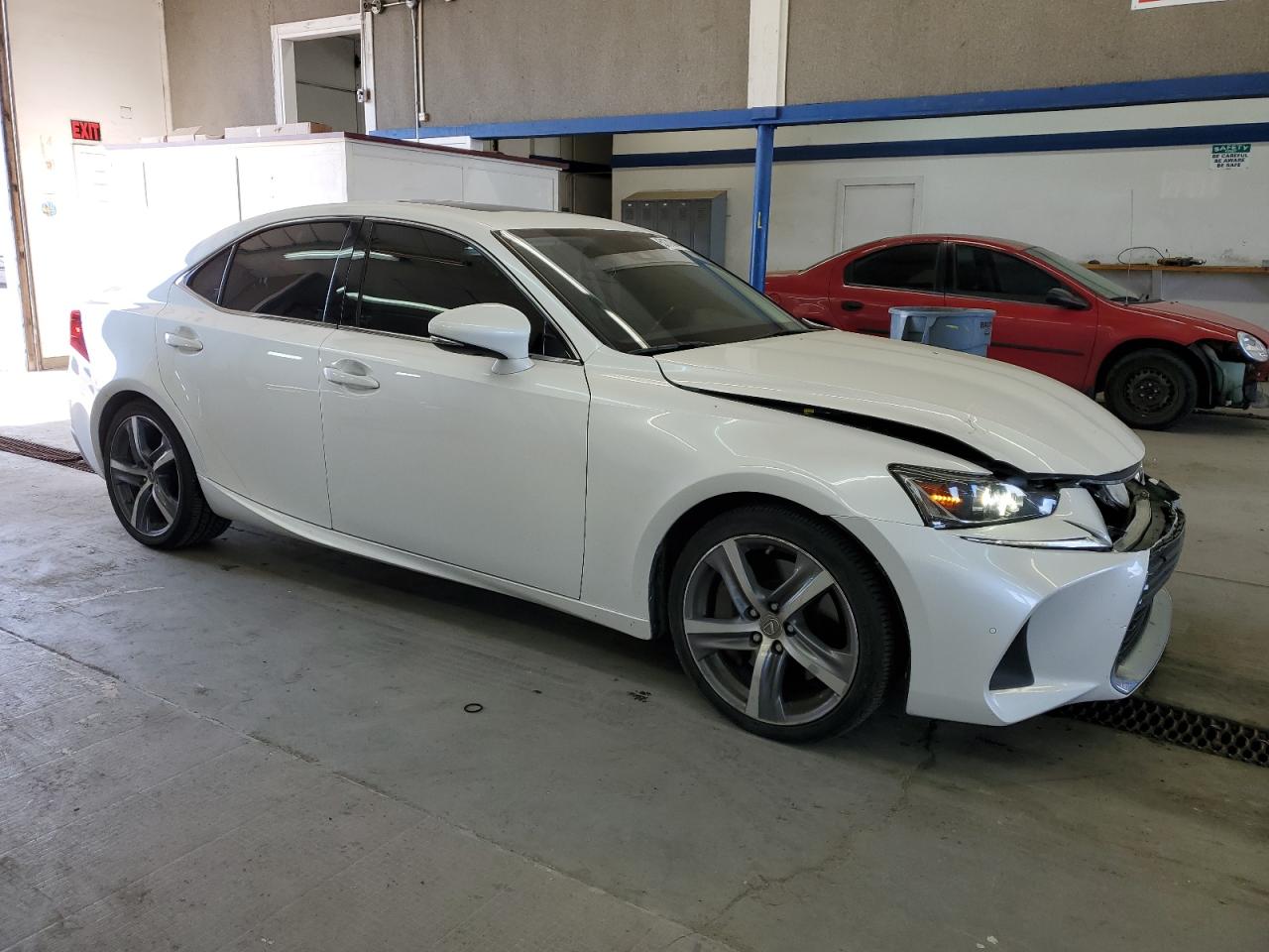 Photo 3 VIN: JTHCM1D28H5017130 - LEXUS IS 