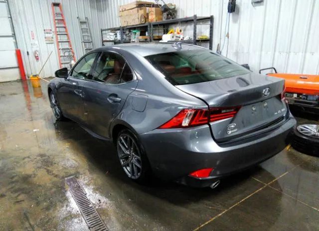 Photo 2 VIN: JTHCM1D2XG5013952 - LEXUS IS 300 