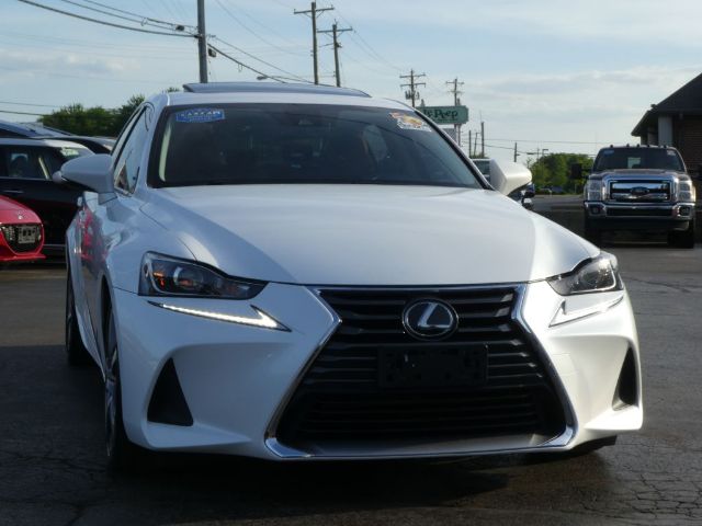 Photo 2 VIN: JTHCM1D2XH5021423 - LEXUS IS 