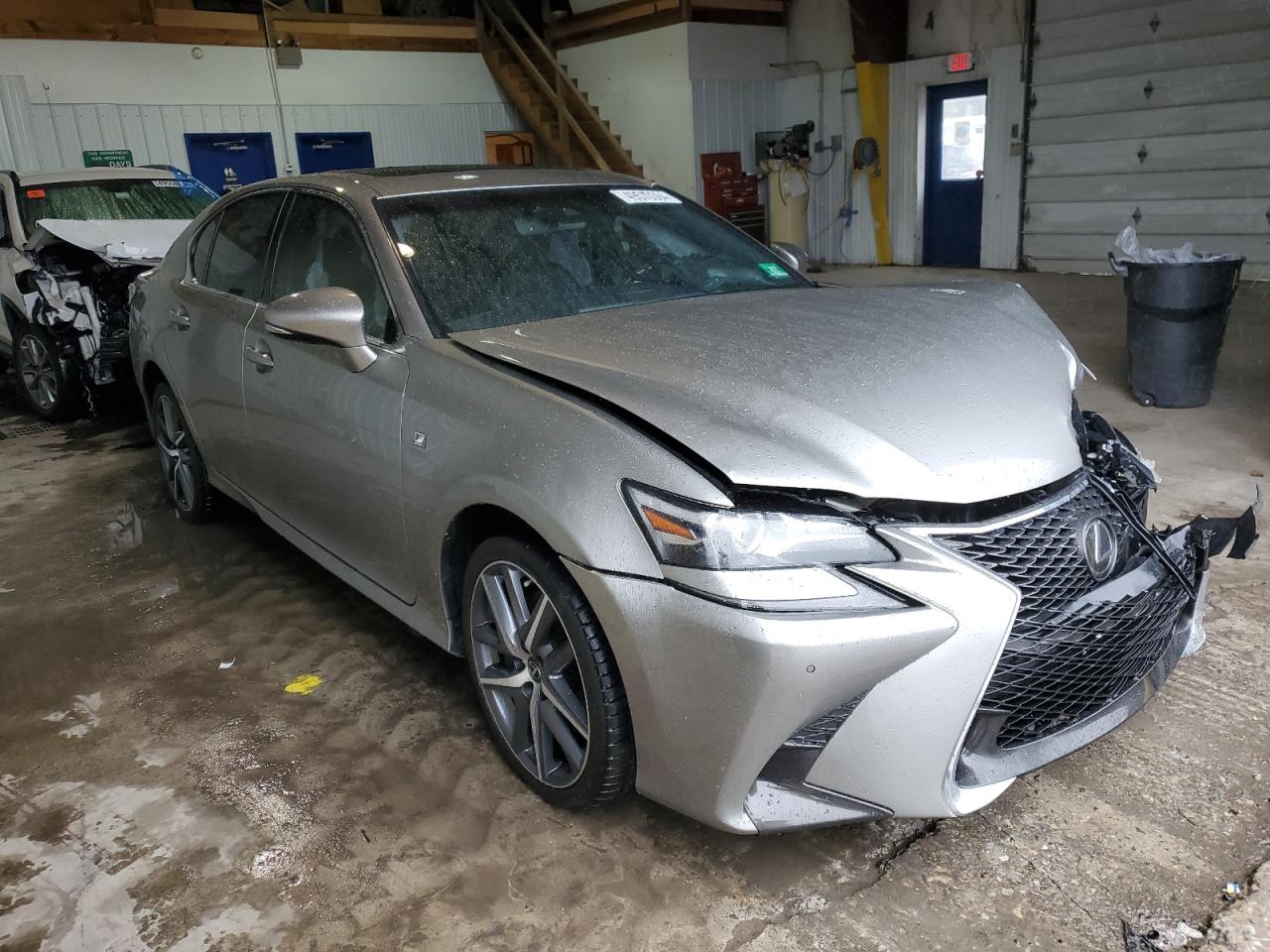 Photo 3 VIN: JTHCZ1BL6JA009165 - LEXUS GS 