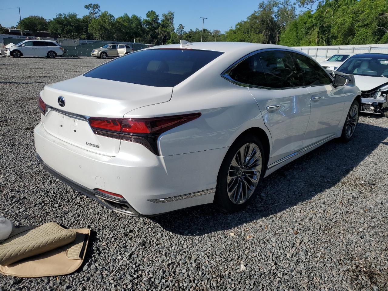 Photo 2 VIN: JTHD51FF3M5013630 - LEXUS LS 