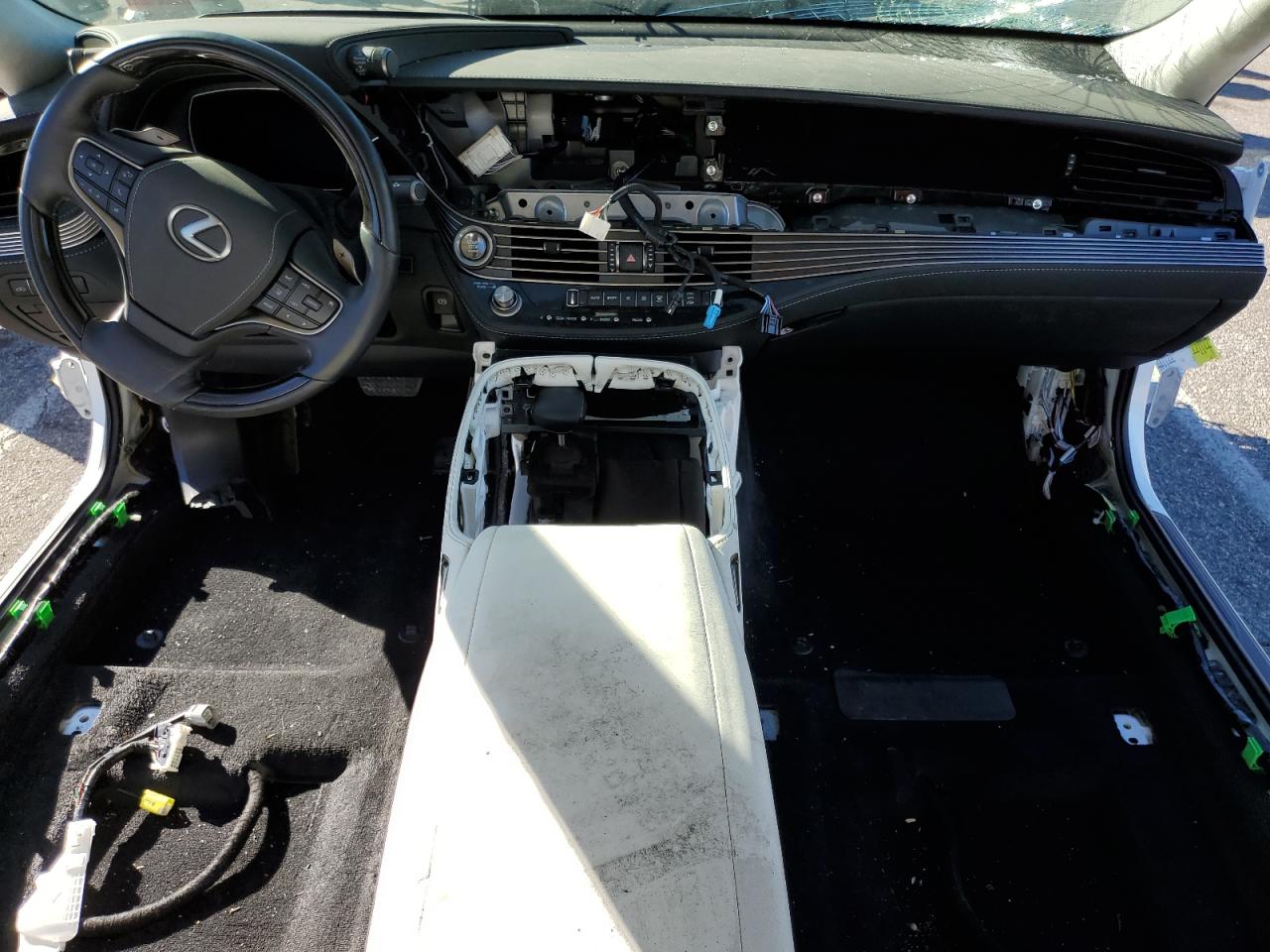 Photo 7 VIN: JTHD51FF7P5018205 - LEXUS LS 