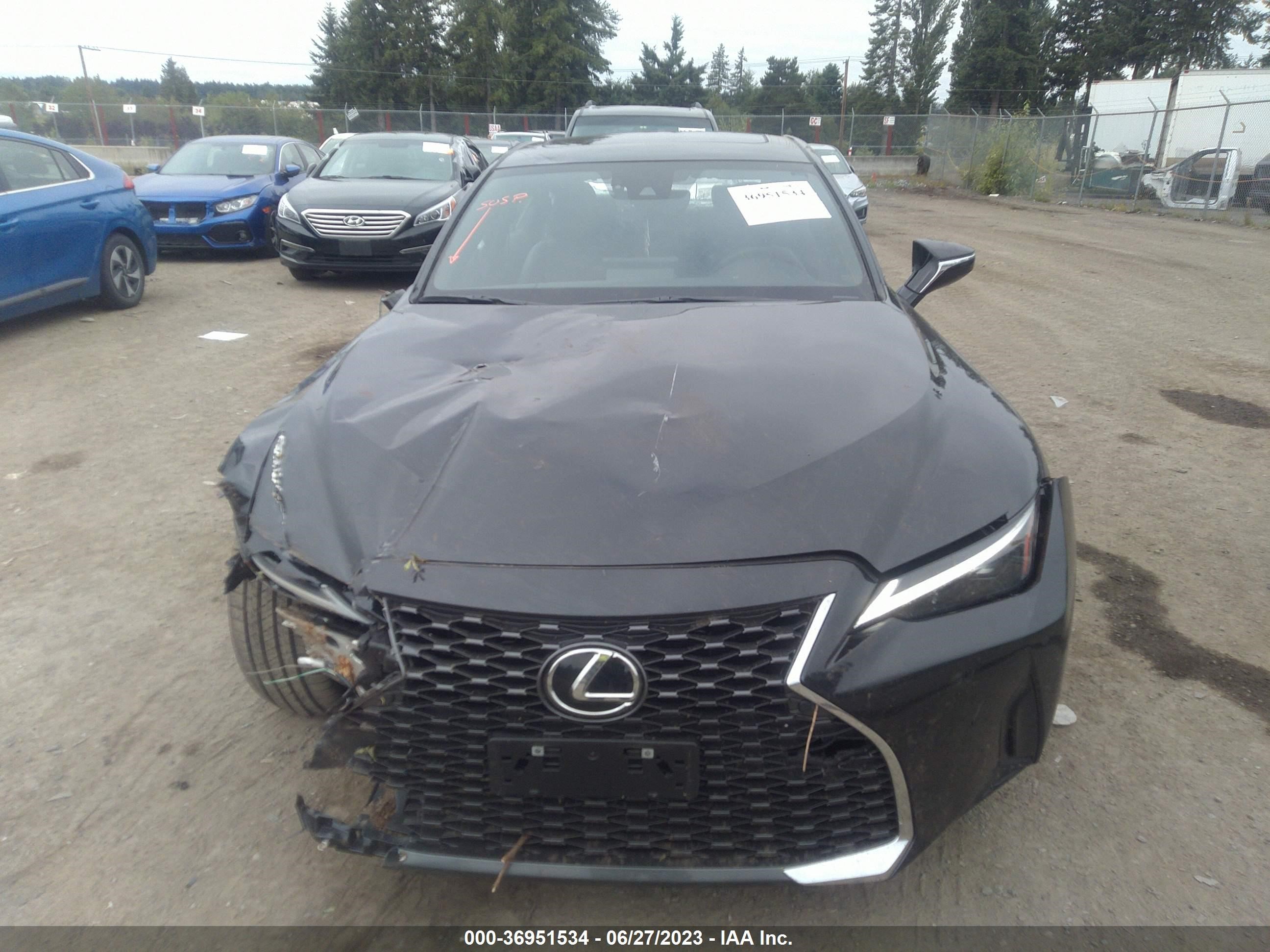 Photo 11 VIN: JTHD81F27P5051497 - LEXUS IS 