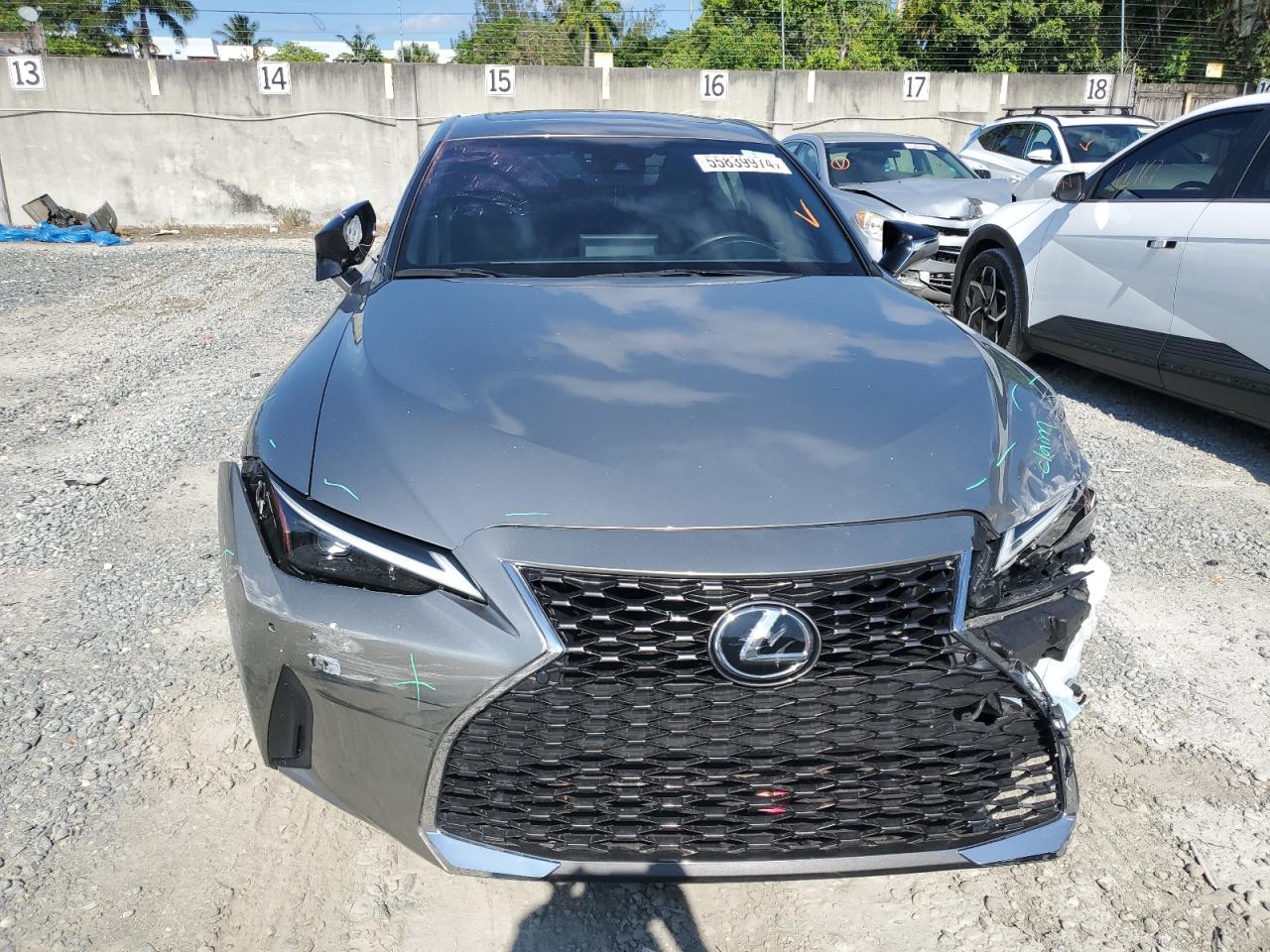 Photo 4 VIN: JTHDA1D24N5119193 - LEXUS IS 