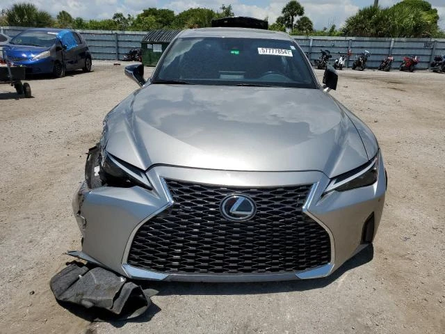 Photo 4 VIN: JTHDA1D25N5118747 - LEXUS IS 300 