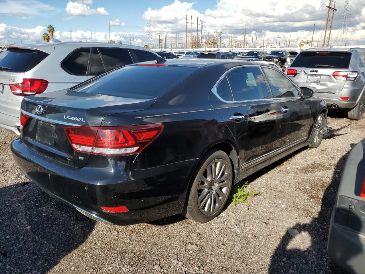 Photo 2 VIN: JTHDL1EF6F5007203 - LEXUS LS 