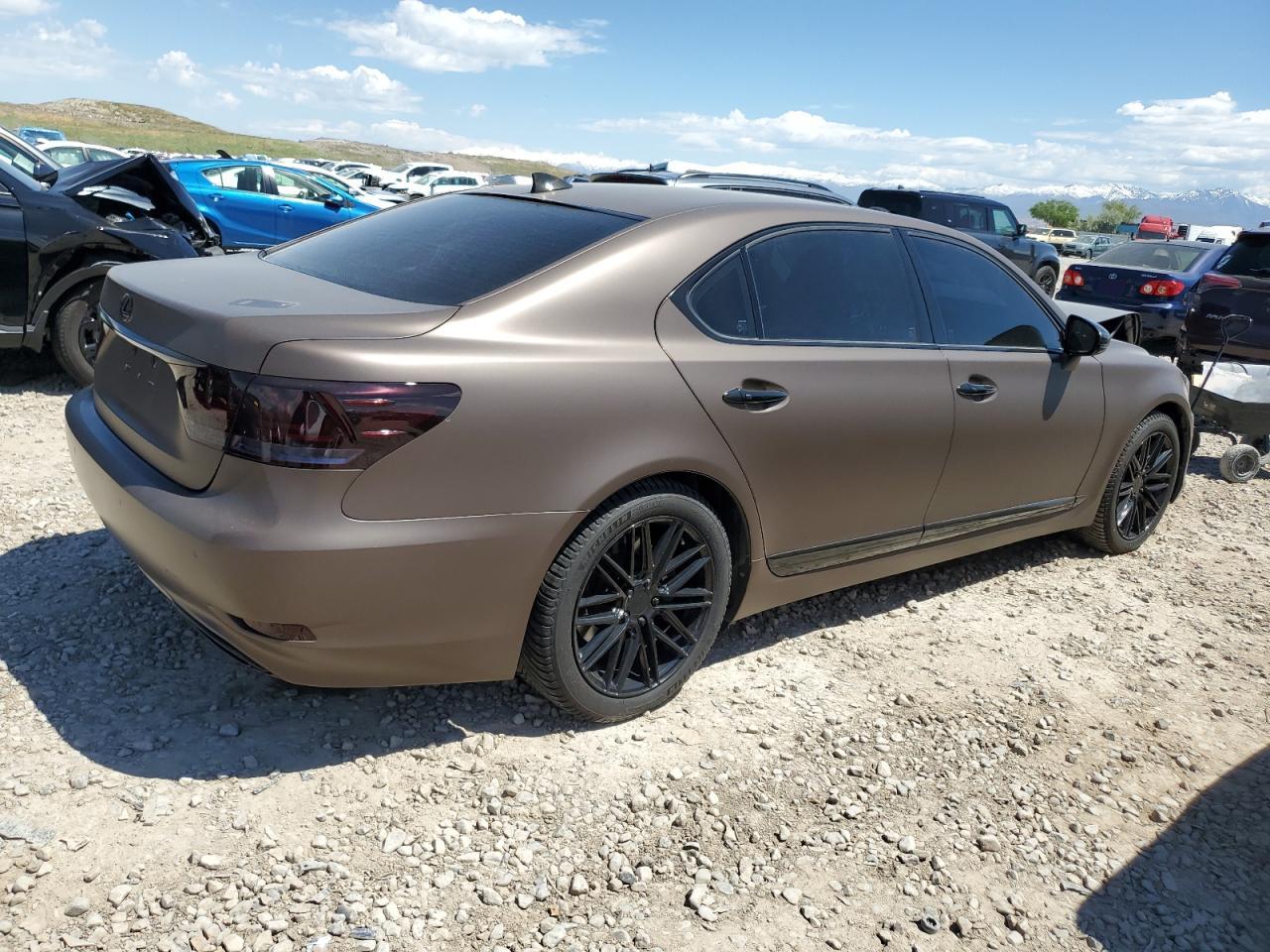 Photo 2 VIN: JTHDL1EF9F5007132 - LEXUS LS 