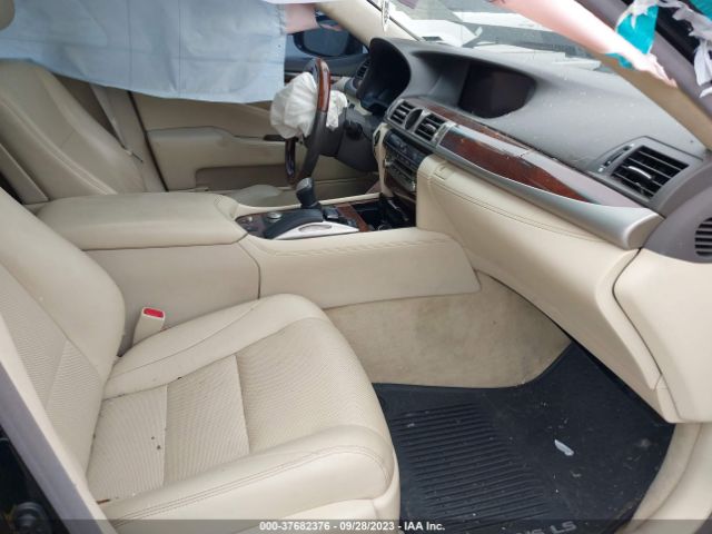 Photo 4 VIN: JTHDL5EF2H5008097 - LEXUS LS 460 