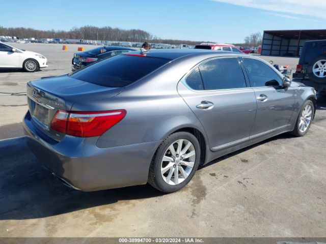 Photo 3 VIN: JTHDL5EF6C5004157 - LEXUS LS 460 