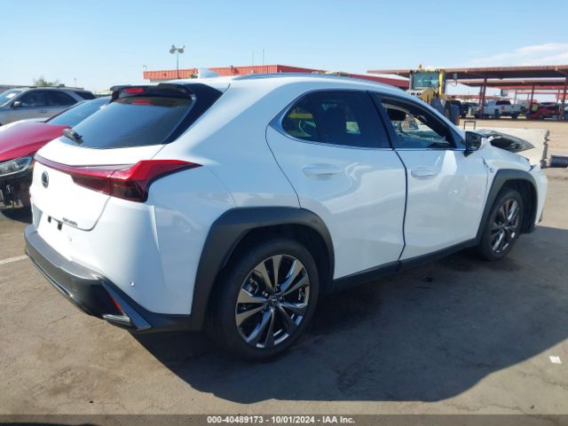 Photo 3 VIN: JTHE3JBH0M2038181 - LEXUS UX 