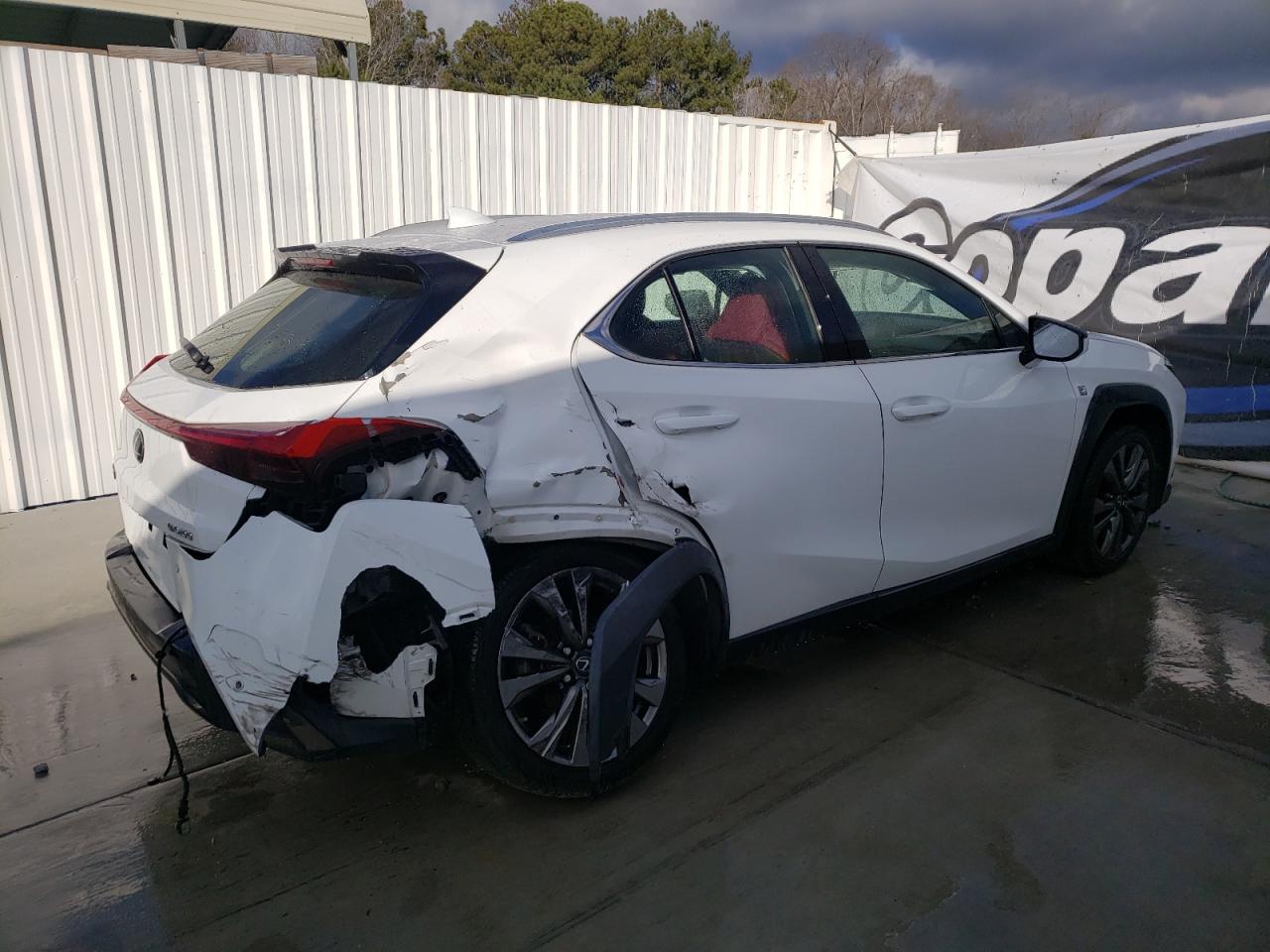 Photo 2 VIN: JTHE3JBH9M2032332 - LEXUS UX 