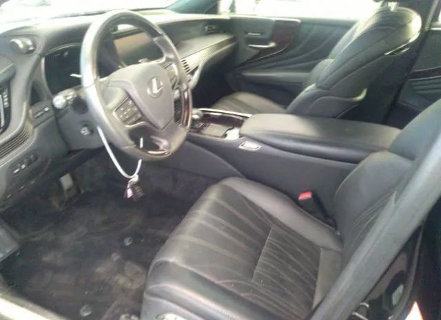 Photo 4 VIN: JTHE5LGF0L5007779 - LEXUS LS 