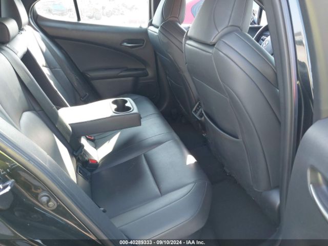 Photo 7 VIN: JTHE9JBH2M2050671 - LEXUS UX 