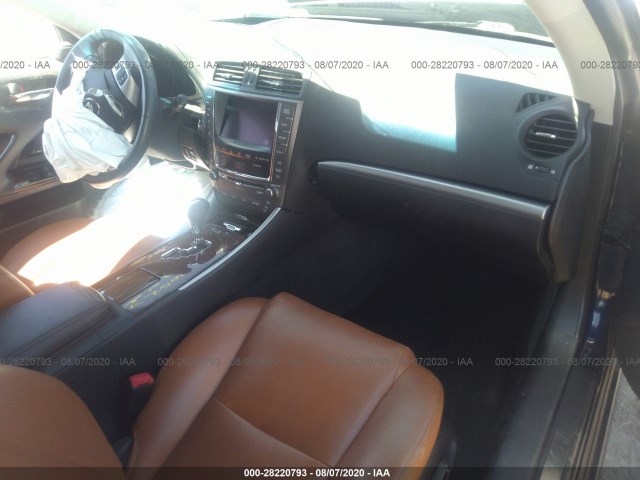 Photo 4 VIN: JTHFE2C23B2505606 - LEXUS IS 350C 