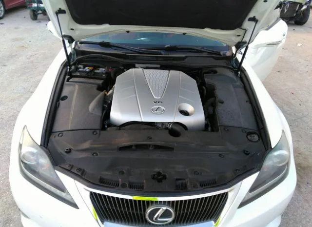 Photo 9 VIN: JTHFE2C27B2506483 - LEXUS IS 350C 