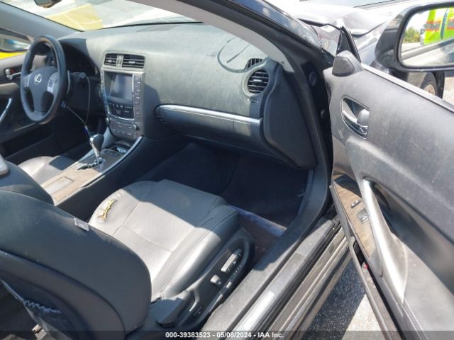 Photo 4 VIN: JTHFE2C28C2507756 - LEXUS IS 350C 