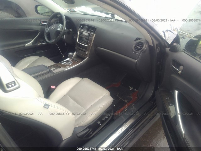 Photo 4 VIN: JTHFF2C22B2514858 - LEXUS IS 250C 