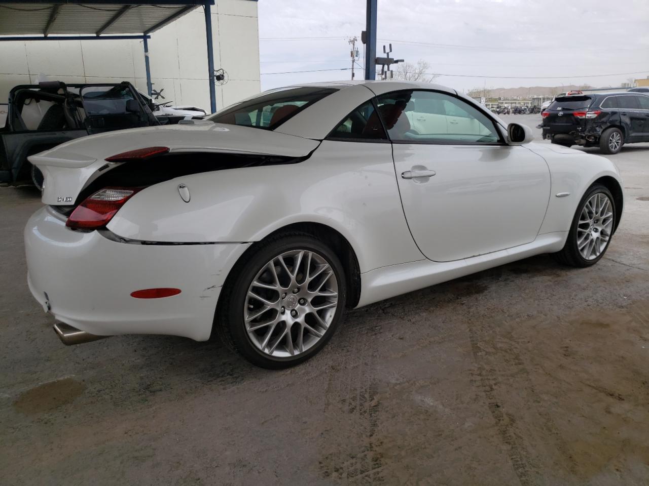 Photo 2 VIN: JTHFN45Y579011792 - LEXUS SC 