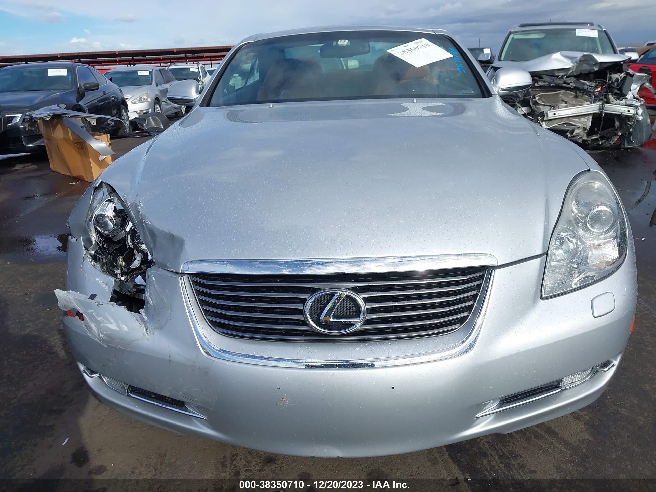 Photo 11 VIN: JTHFN45YX79015949 - LEXUS SC 