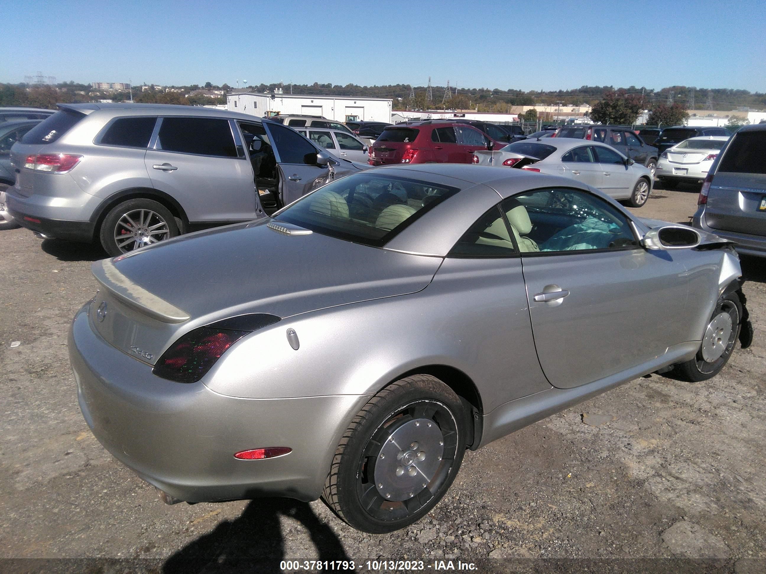 Photo 3 VIN: JTHFN48Y020022014 - LEXUS SC 