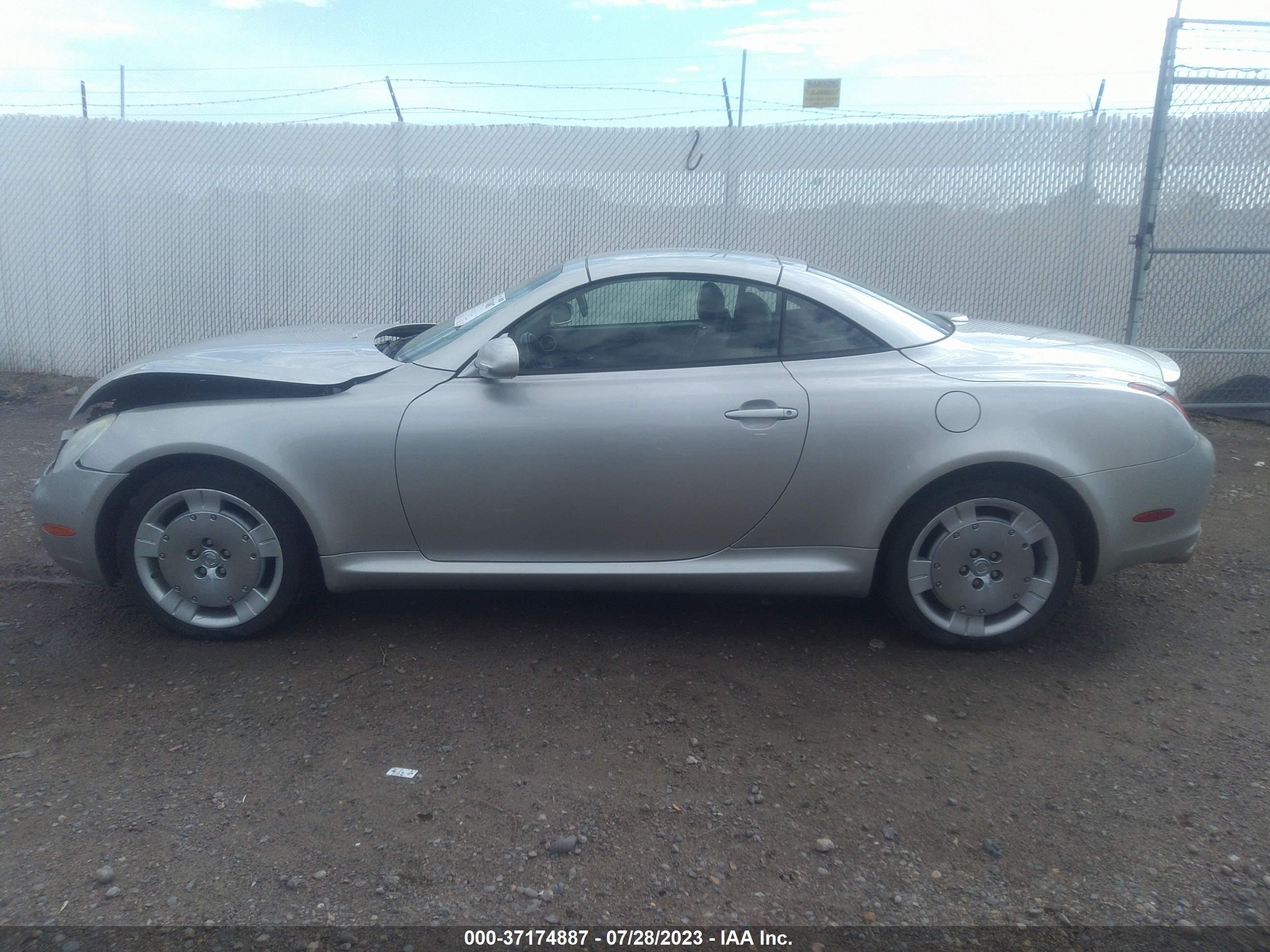 Photo 13 VIN: JTHFN48Y050068799 - LEXUS SC 