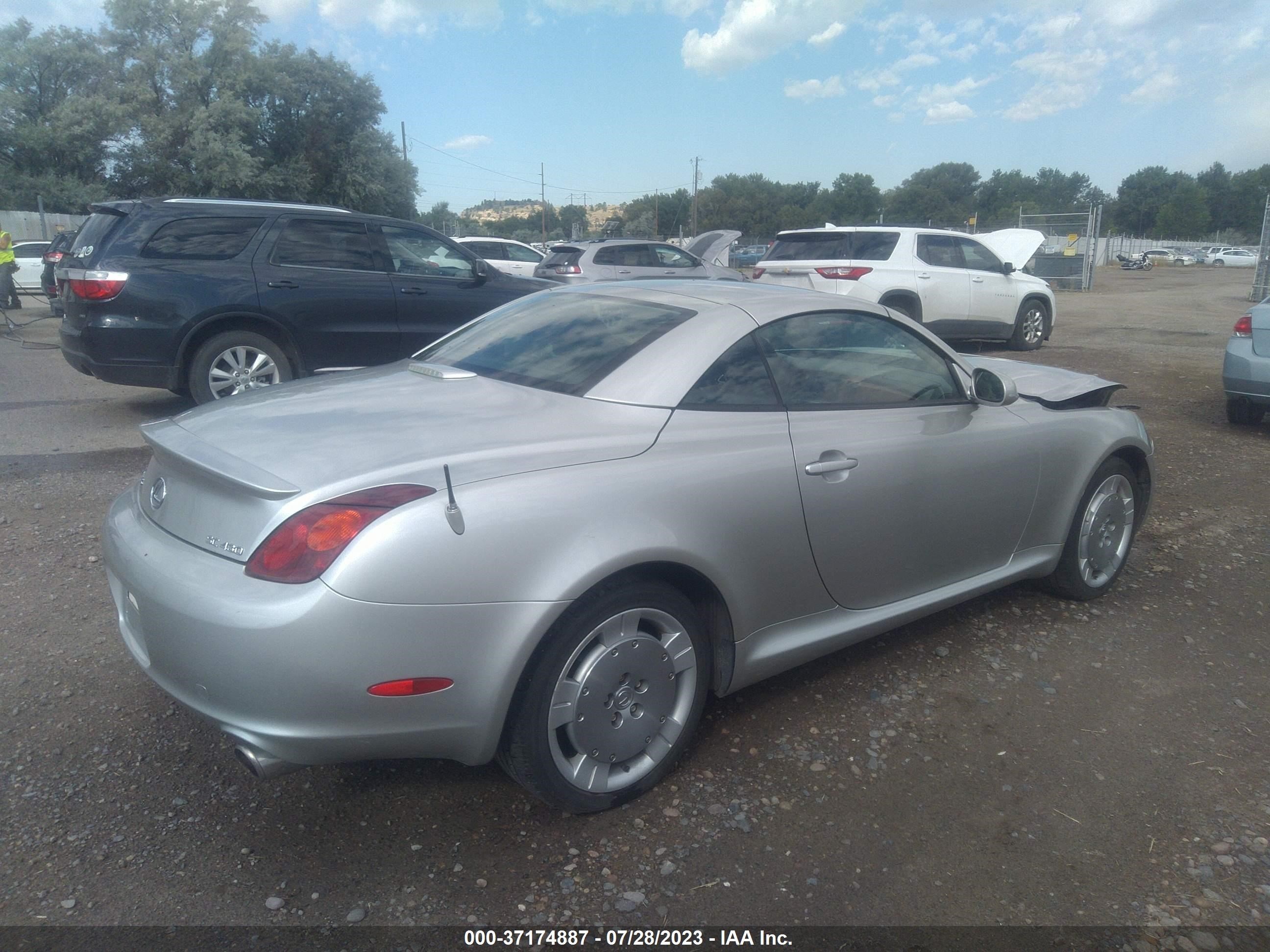 Photo 3 VIN: JTHFN48Y050068799 - LEXUS SC 