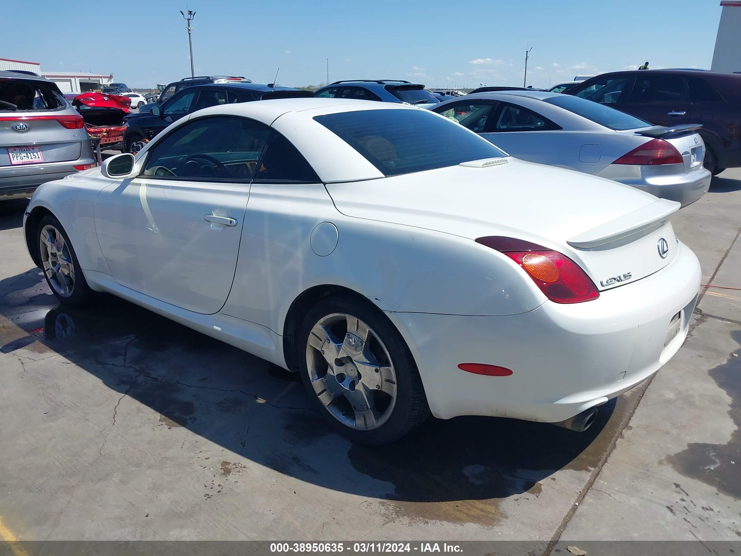 Photo 2 VIN: JTHFN48Y120027951 - LEXUS SC 