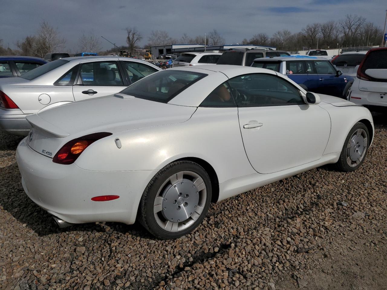 Photo 2 VIN: JTHFN48Y320002758 - LEXUS SC 