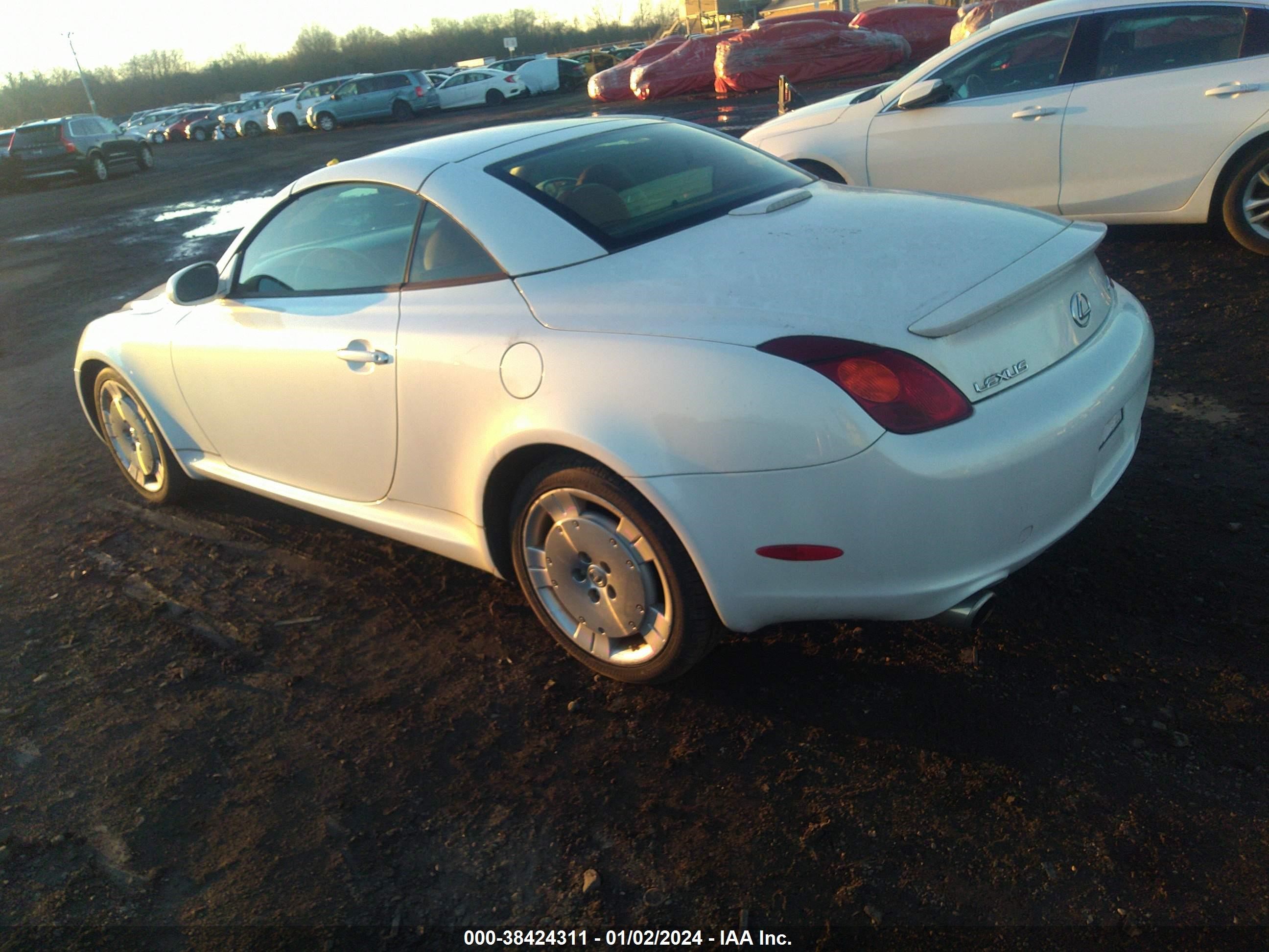 Photo 2 VIN: JTHFN48Y330048561 - LEXUS SC 