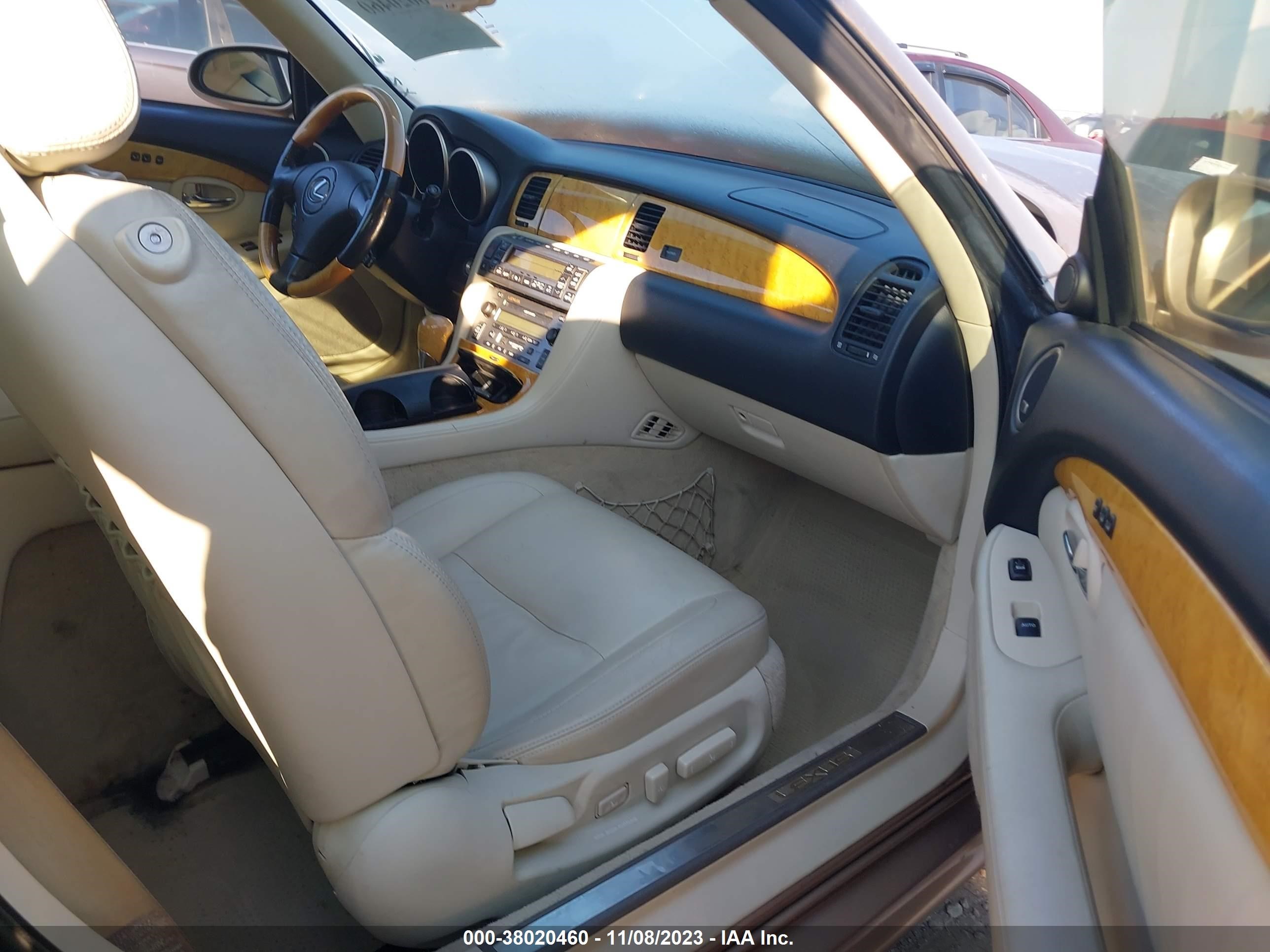 Photo 4 VIN: JTHFN48Y650070766 - LEXUS SC 