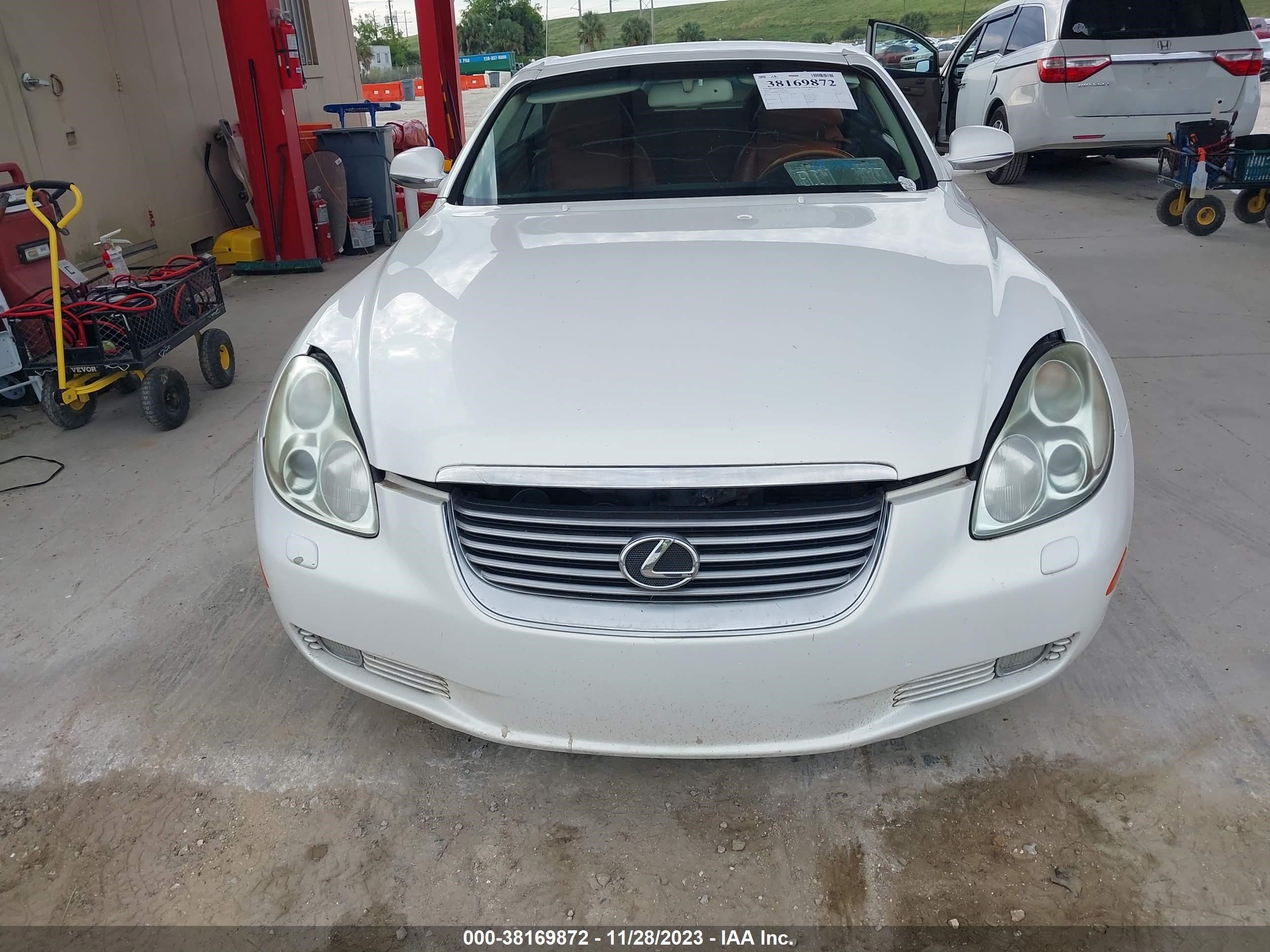 Photo 11 VIN: JTHFN48Y720022110 - LEXUS SC 