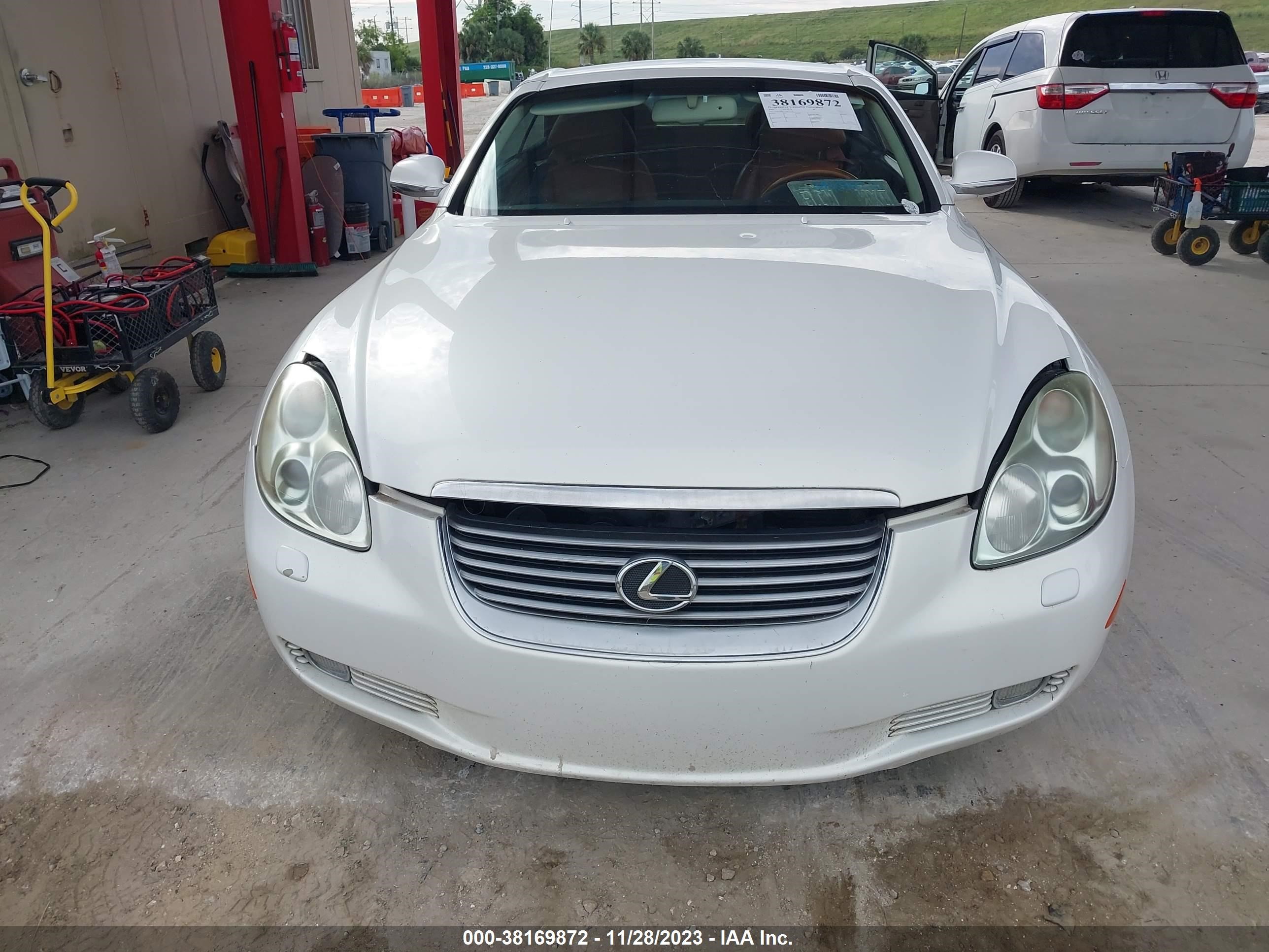 Photo 5 VIN: JTHFN48Y720022110 - LEXUS SC 