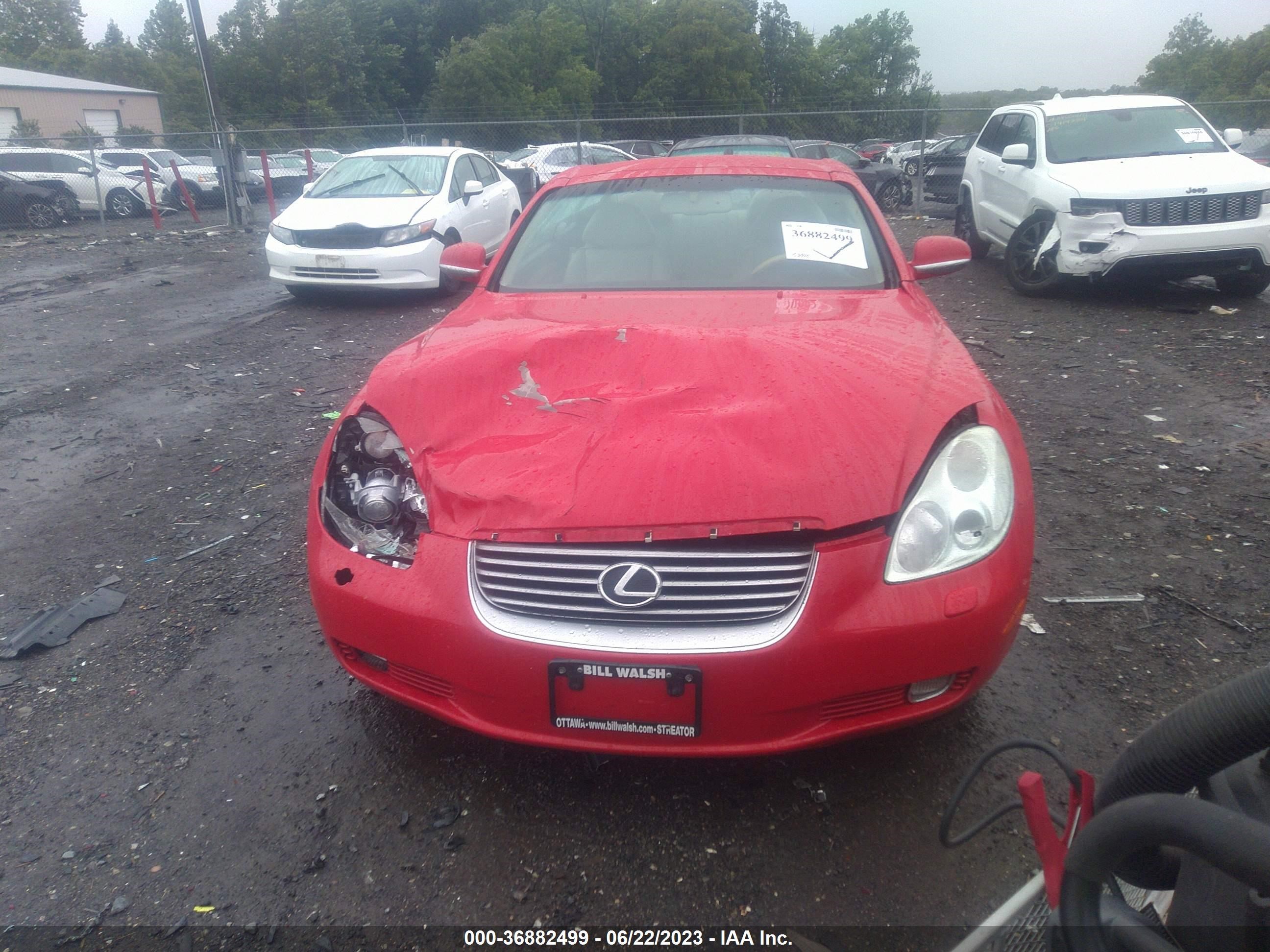 Photo 11 VIN: JTHFN48Y720030613 - LEXUS SC 