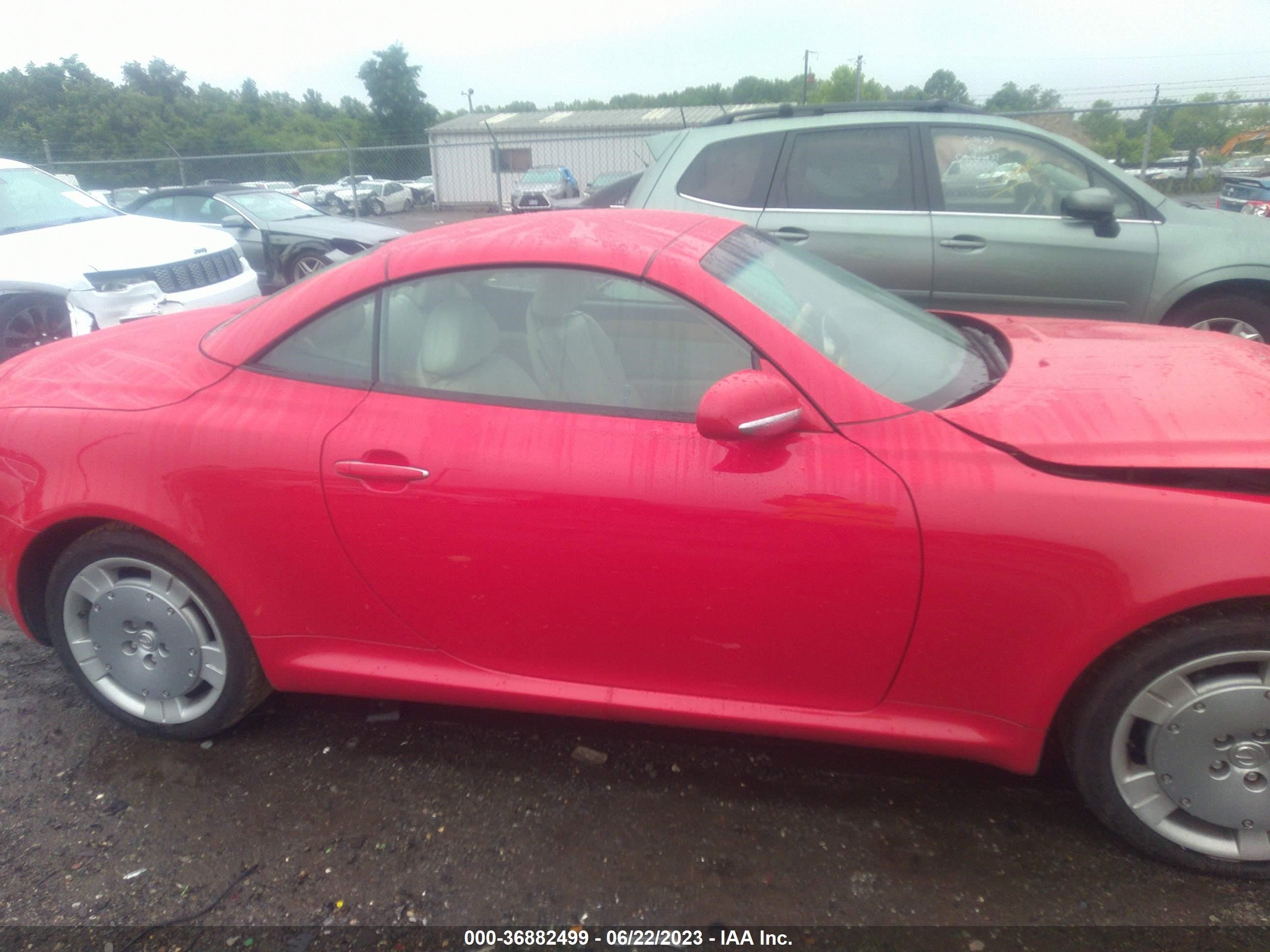 Photo 12 VIN: JTHFN48Y720030613 - LEXUS SC 