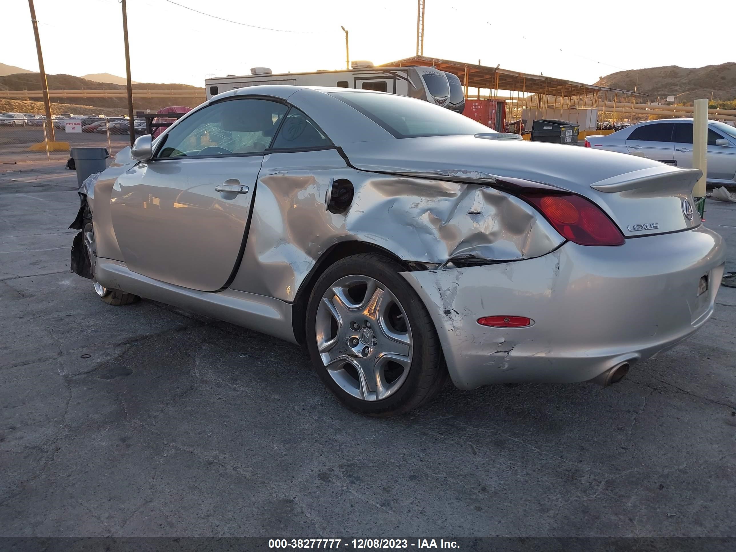 Photo 2 VIN: JTHFN48Y750071411 - LEXUS SC 