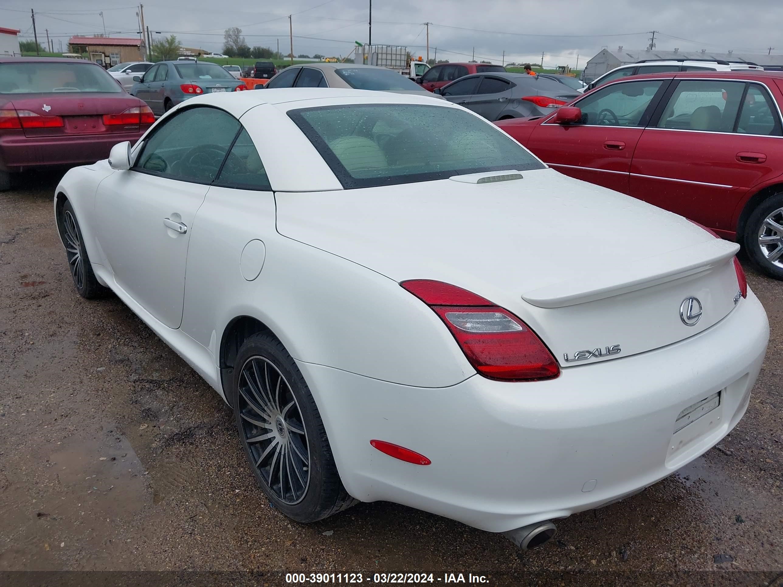 Photo 2 VIN: JTHFN48Y769008998 - LEXUS SC 