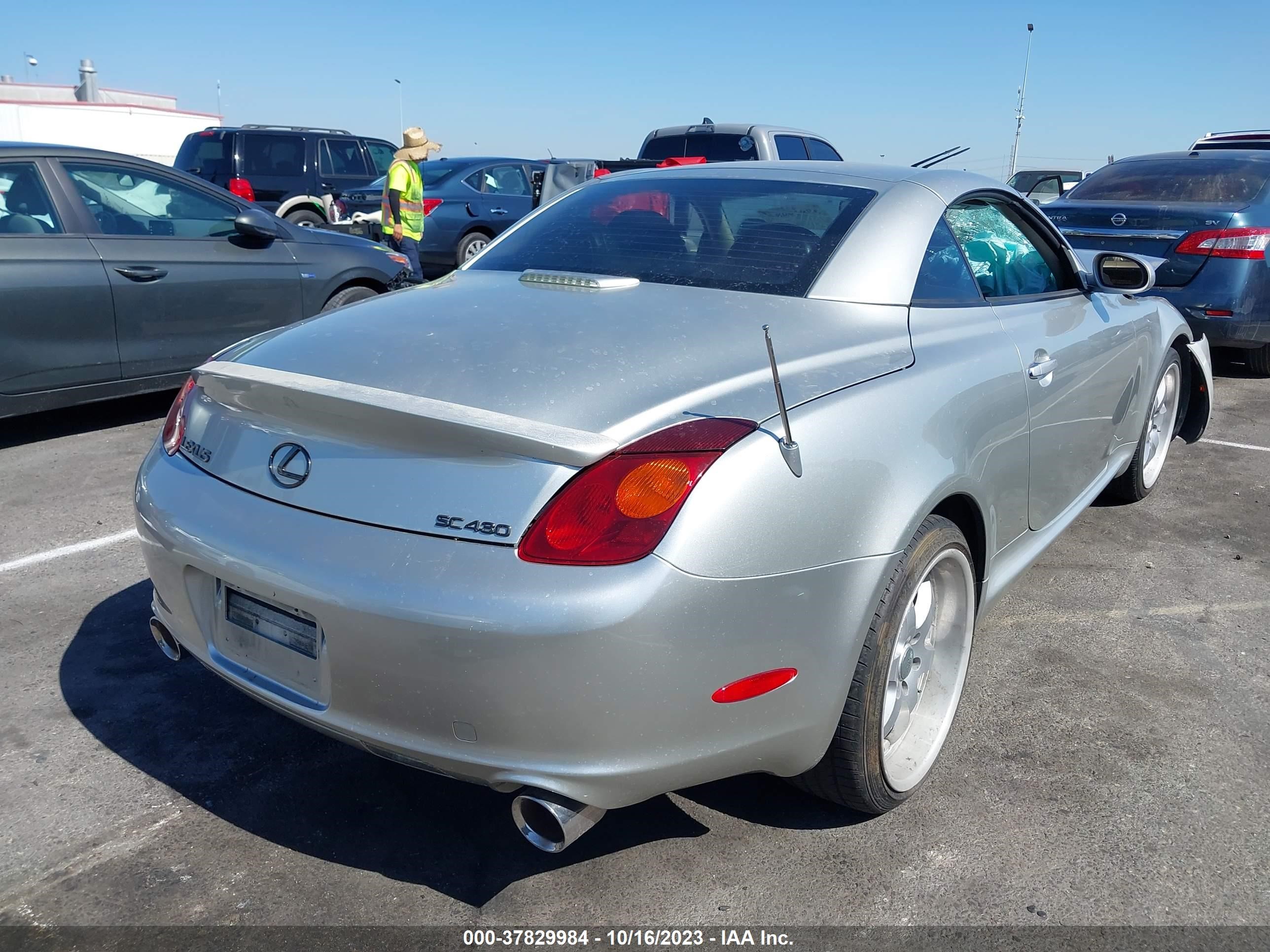 Photo 3 VIN: JTHFN48Y920011206 - LEXUS SC 