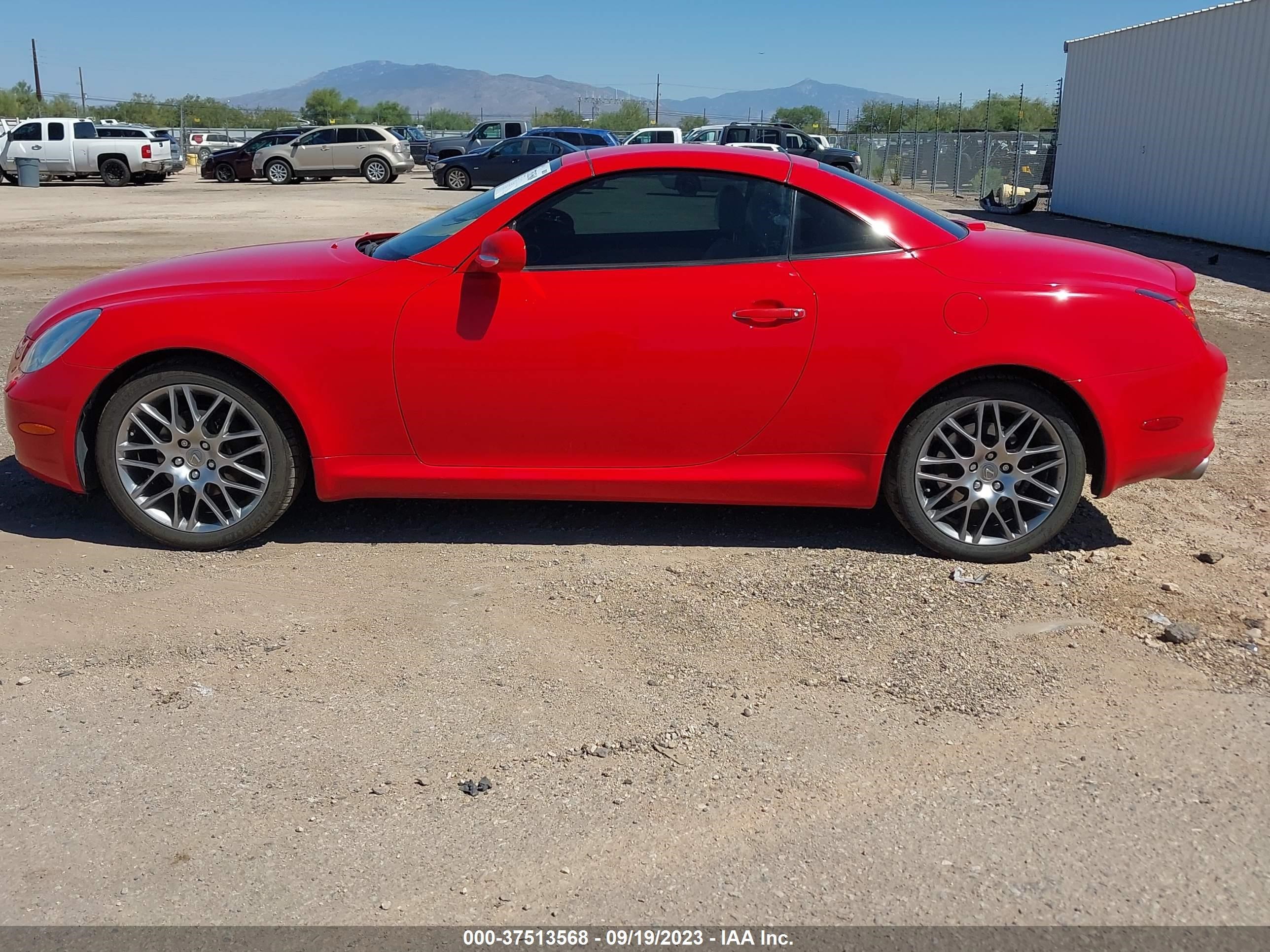 Photo 13 VIN: JTHFN48Y920030192 - LEXUS SC 