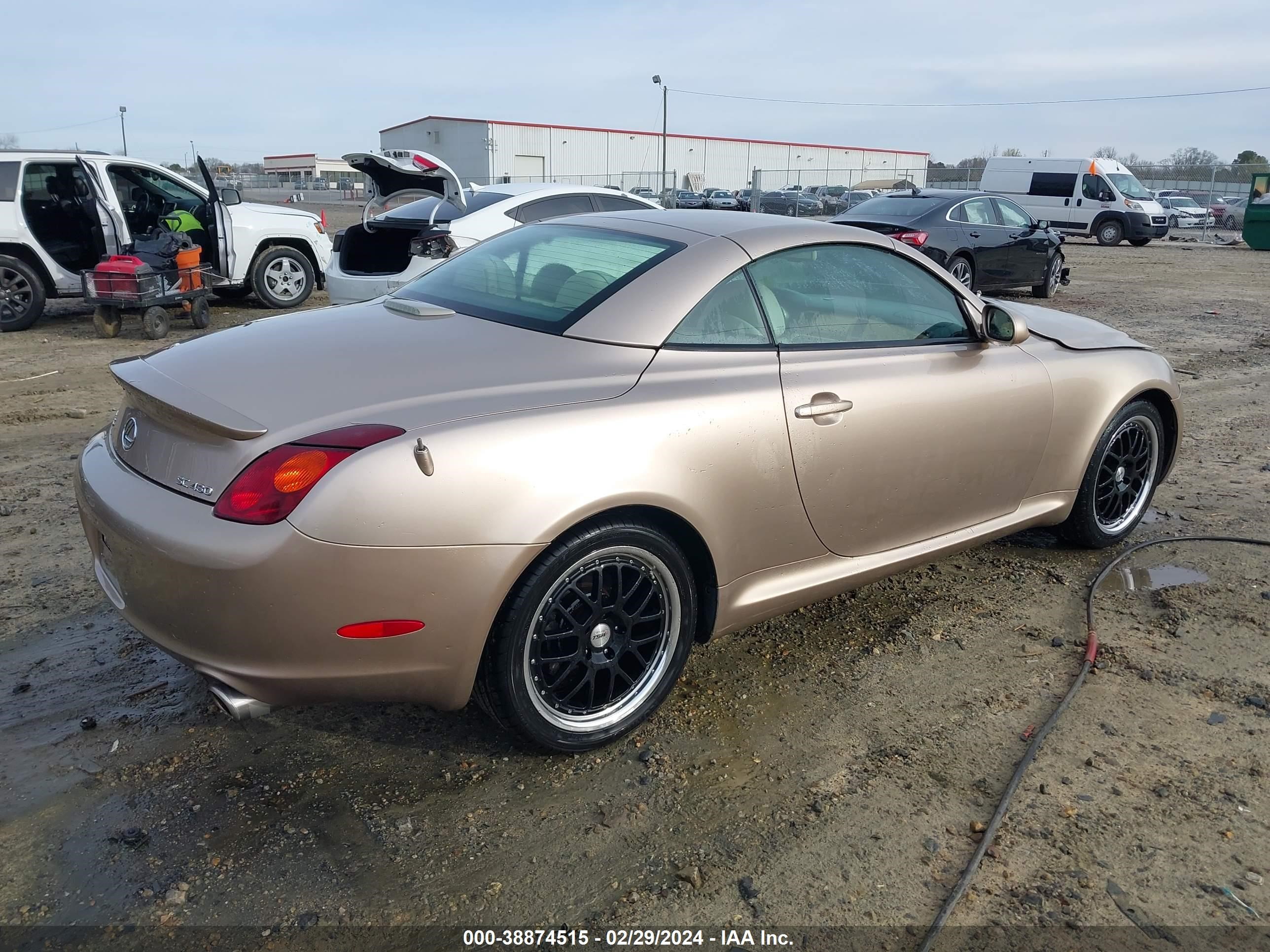 Photo 3 VIN: JTHFN48Y920034517 - LEXUS SC 