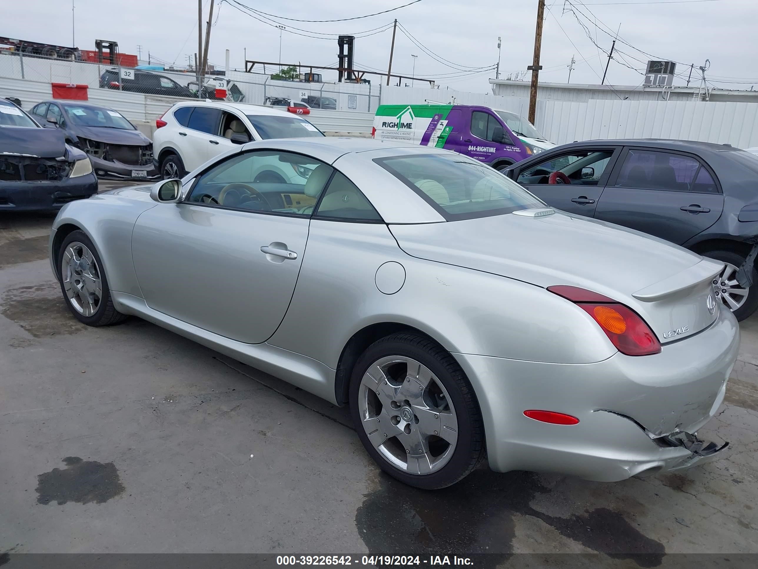 Photo 3 VIN: JTHFN48Y940051093 - LEXUS SC 