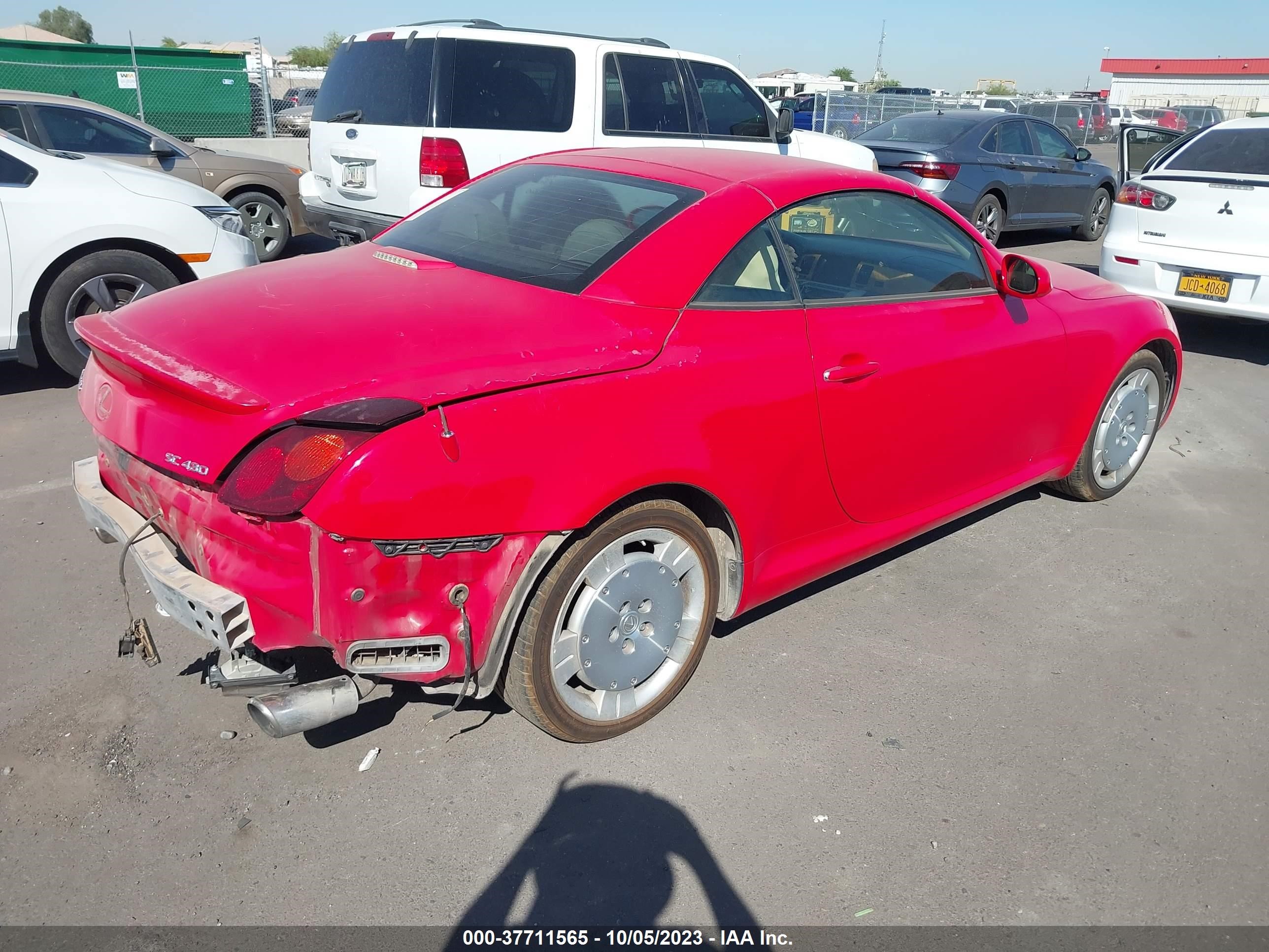 Photo 3 VIN: JTHFN48YX20007830 - LEXUS SC 